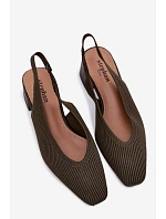 Materiálové dámské sandály na podpatku tmavě zelené model 22102914 - Boto Materiálové dámské sandály na podpatku tmavě zelené model 22102914 - Boto