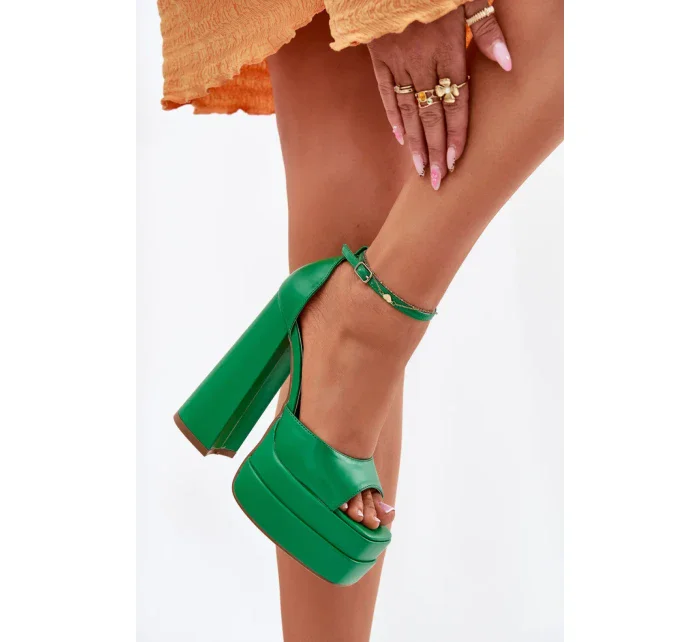 Sandály na podpatku  model 213911 Step in style