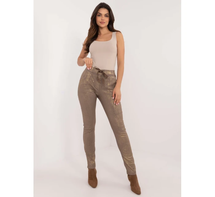 Kalhoty DHJ SP model 20590184 tmavě lila - FPrice Kalhoty DHJ SP model 20590184 tmavě lila - FPrice