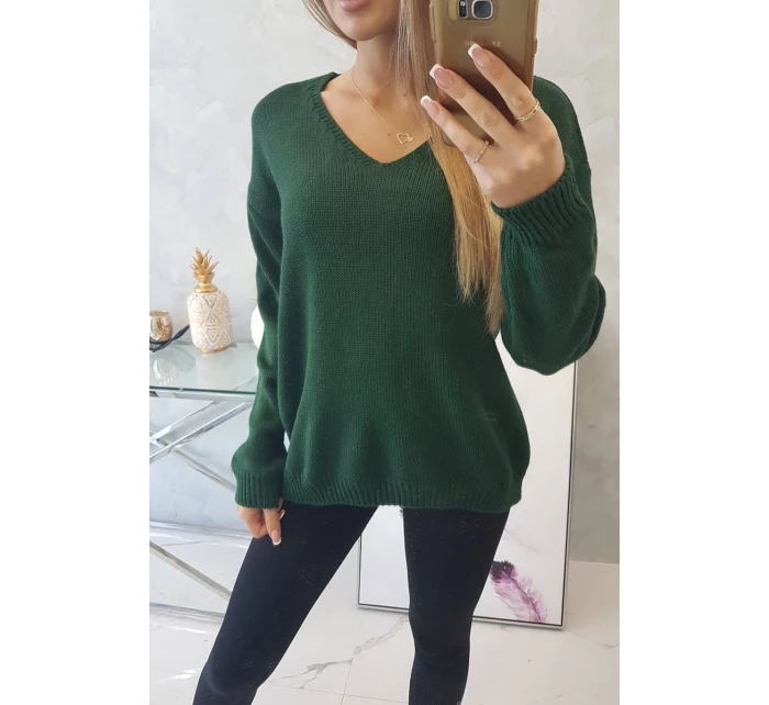 Svetr s výstřihem do V tmavě zelený