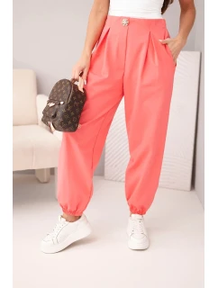 Dámské bavlněné kalhoty s vysokým pasem a ozdobným knoflíkem růžové