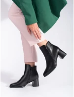 Exkluzívní dámské černé kotníčkové boty na širokém podpatku Exkluzívní dámské černé kotníčkové boty na širokém podpatku