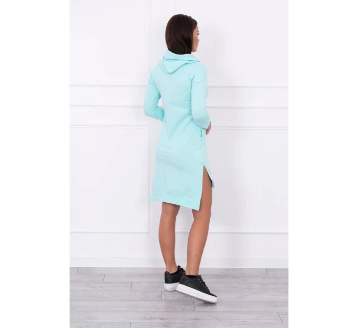 Šaty s delšími zády a barevným potiskem mint Šaty s delšími zády a barevným potiskem mint