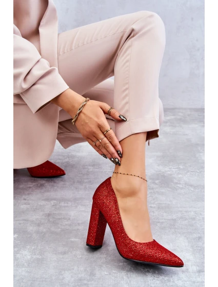 Lesklé lodičky Na Podpatku model 21607451 - Boto Lesklé lodičky Na Podpatku model 21607451 - Boto