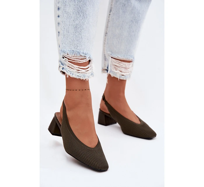 Materiálové dámské sandály na podpatku tmavě zelené model 22102914 - Boto Materiálové dámské sandály na podpatku tmavě zelené model 22102914 - Boto