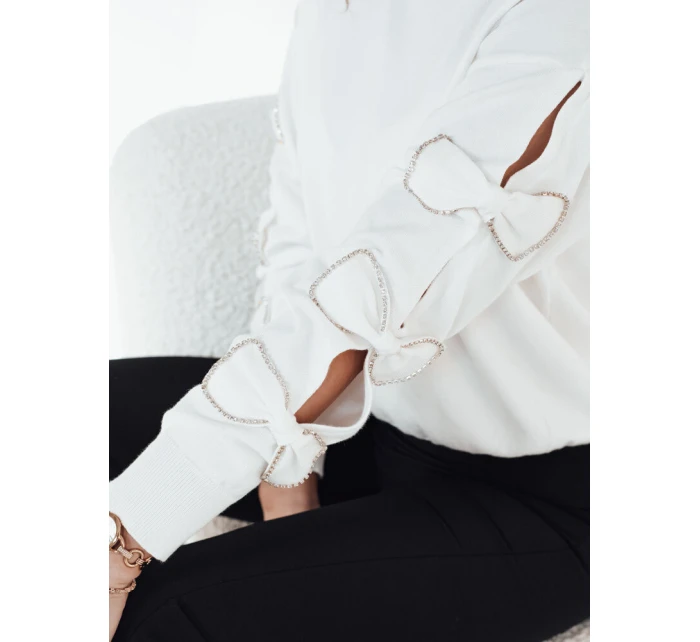 Dámský svetr bílý Dstreet model 21972974 - FashionStreet Dámský svetr bílý Dstreet model 21972974 - FashionStreet