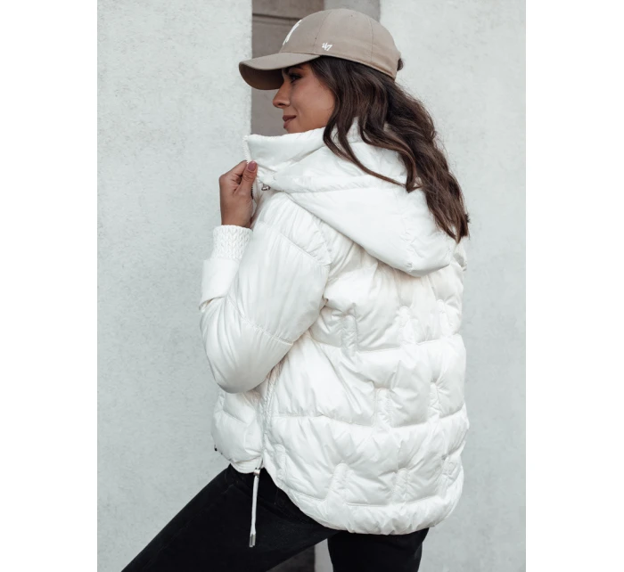 Dámská zimní bunda krátká prošívaná s kapucí bílá Dstreet model 21980741 - FashionStreet