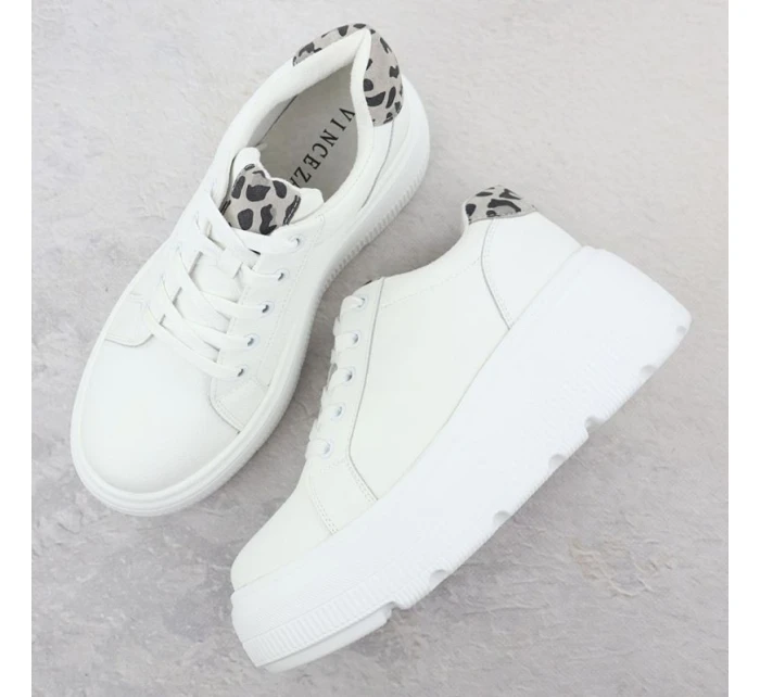 W  boty na platformě model 21305290 - VINCEZA