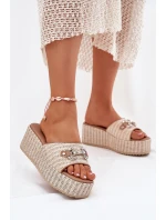 Dámské Pantofle Na Klínu S A Dekorací Béžové model 21698893 - Boto