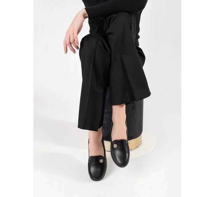 Jedinečné  polobotky černé dámské ukryta koturna