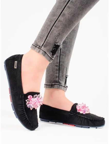 Moderní dámské černé  mokasíny bez podpatku