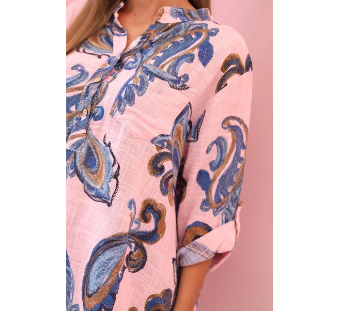 Dámská bavlněná blůza s ozdobným potiskem a ohrnutými rukávy model 21199807 růžová - K-Fashion