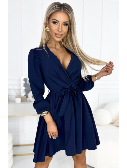 BINDY - Velmi žensky působící tmavě modré dámské šaty s výstřihem a páskem 339-5