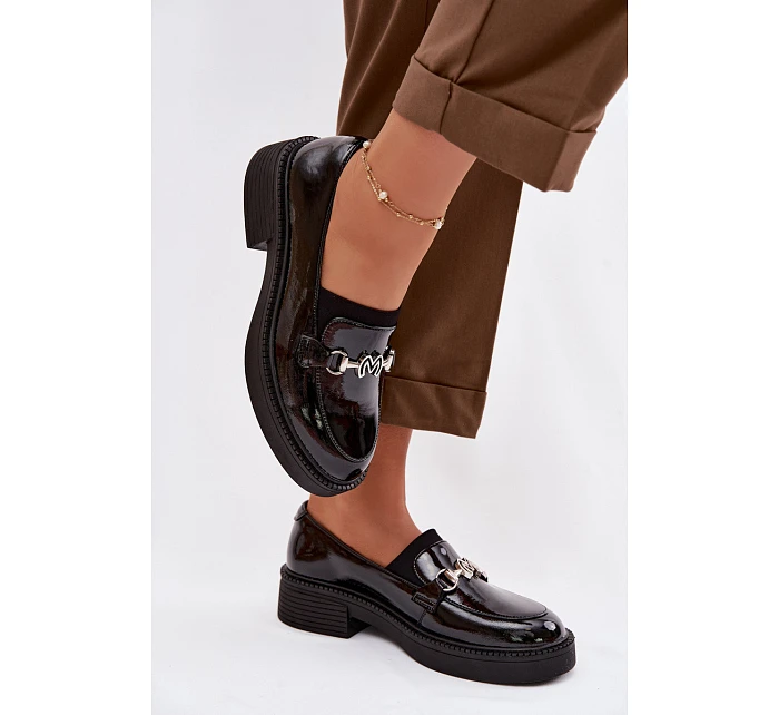 Kožené lakované mokasiny dámské s ozdobným detailem Vinceza 39985 černé