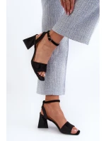 Dámské sandály na vysokém podpatku vyrobené z Eco Suede Black Upttima Dámské sandály na vysokém podpatku vyrobené z Eco Suede Black Upttima