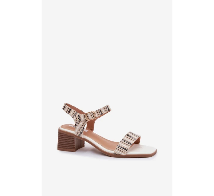 Sandály na podpatku  model 225111 Step in style