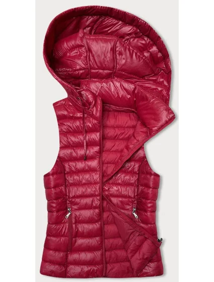 Červená prošívaná vesta s kapucí model 18914563 - J.STYLE Červená prošívaná vesta s kapucí model 18914563 - J.STYLE