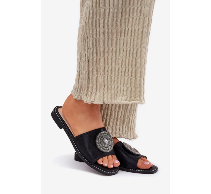 Dámské Pantofle Na Plochém Podpatku S Ozdobou model 21696758 Černé - S.Barski