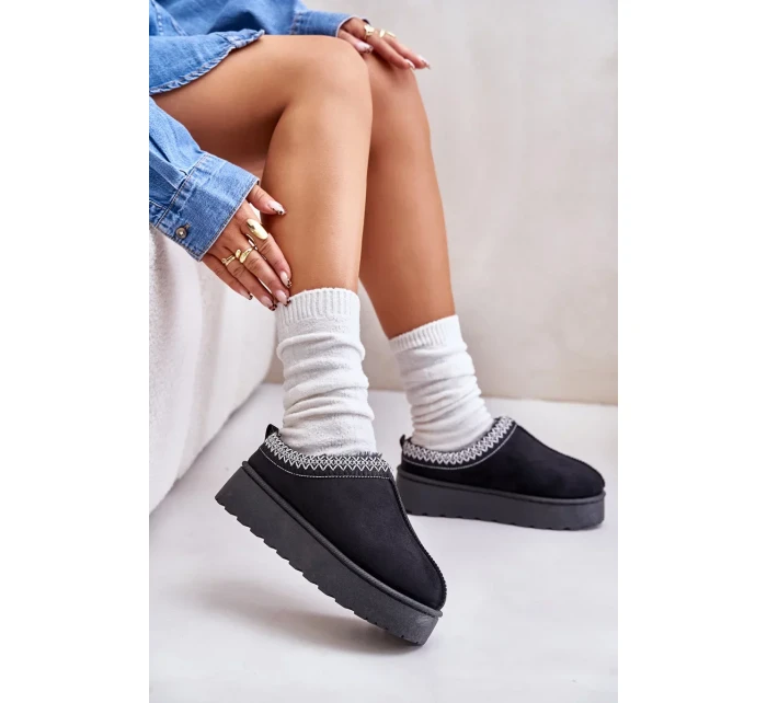 Sněhule Dámské Na Platformě Zateplené Kožíškem Černé Remenia Sněhule Dámské Na Platformě Zateplené Kožíškem Černé Remenia