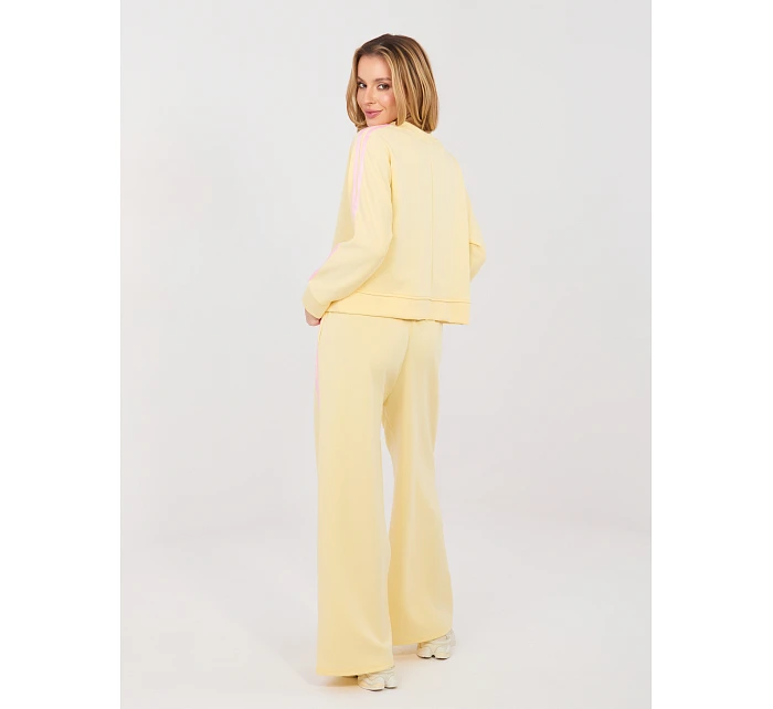 IT DR tepláky 21772.91 světle žluté IT DR tepláky 21772.91 světle žluté