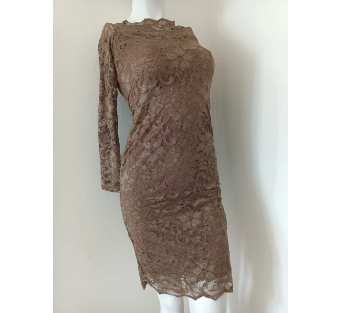 Dámské krajkové šaty model 21219941 hnědé - Koucla