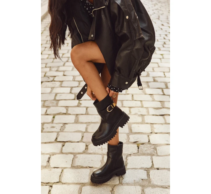 Zateplené dámské kotníkové boty se zlatým sponem Černé Elanore Zateplené dámské kotníkové boty se zlatým sponem Černé Elanore