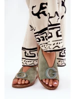 Ploché sandály se zdobením zelené model 21685707 - Boto Ploché sandály se zdobením zelené model 21685707 - Boto