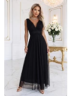 model 22302475 Elegantní maxi šaty s výstřihem do V a odhalenými zády – černé - numoco basic model 22302475 Elegantní maxi šaty s výstřihem do V a odhalenými zády – černé - numoco basic