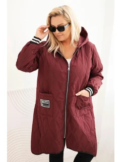 Dámská bunda Plus Size prošívaná s kapucí a model 21399764 manžetami švestková - K-Fashion