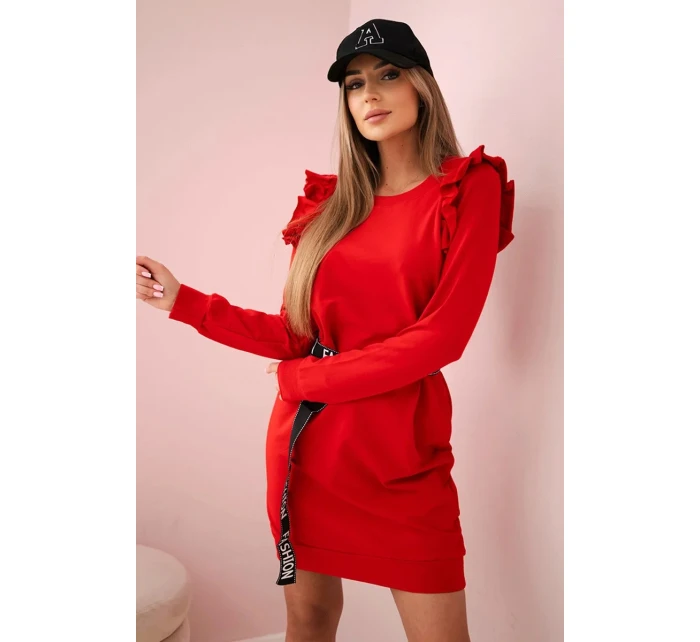 Dámské šaty s volánky a páskem červený