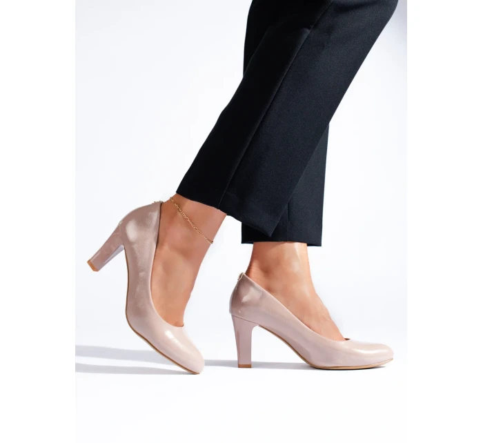 Krásné hnědé dámské lodičky na širokém podpatku Krásné hnědé dámské lodičky na širokém podpatku