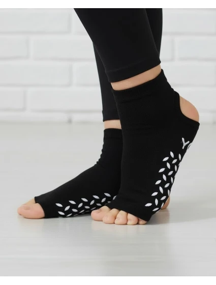 Rebeka 44007 Ponožky na jógu bez prstů 35-40 Rebeka 44007 Ponožky na jógu bez prstů 35-40