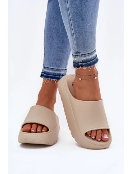 Pěnové Dámské Pantofle Na Platformě Béžové Xalvania Pěnové Dámské Pantofle Na Platformě Béžové Xalvania