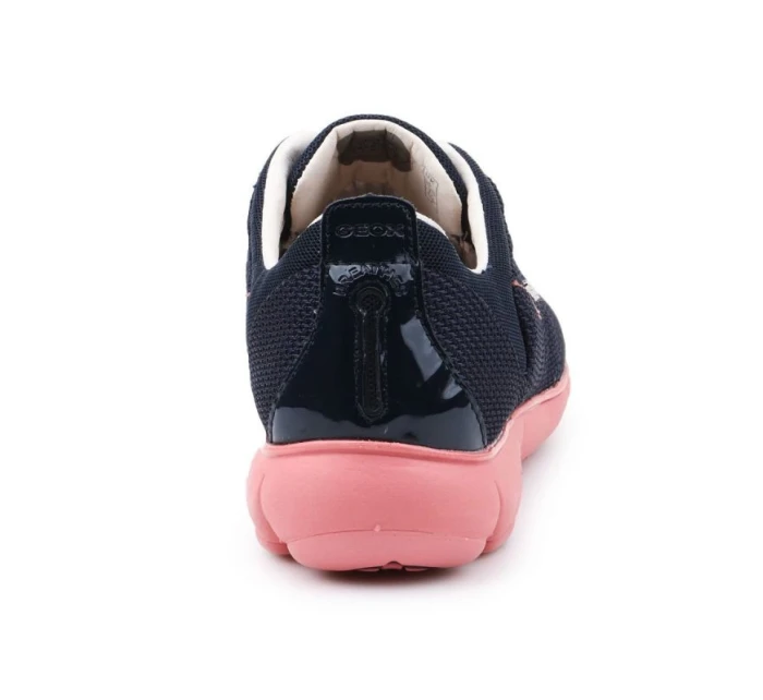 Boty stylu D C - model 21323983 Boty stylu D C - model 21323983