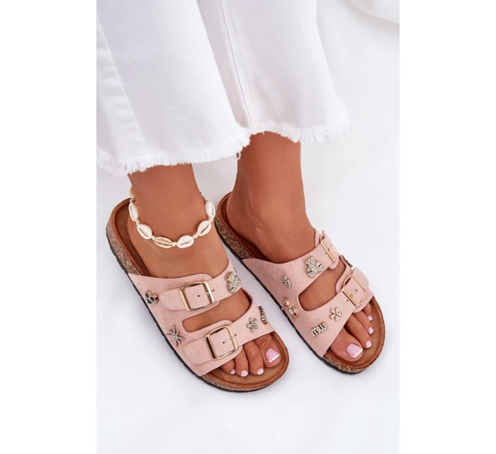 Dámské pantofle na korkové podrážce s a ozdobami světle růžové model 21687398 - Boto