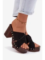 Dámské sandály na podpatku se zlatými přezkami Černé model 21951481 - Boto