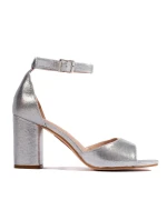 Originální dámské  sandály stříbrné na širokém podpatku