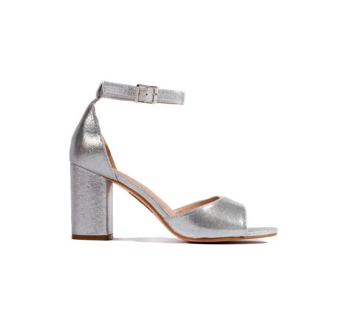 Originální dámské  sandály stříbrné na širokém podpatku