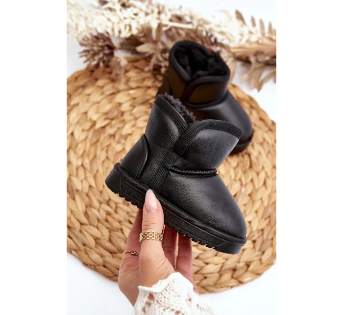 Dětské zimní boty s podšívkou z kožešiny černé Benigna Dětské zimní boty s podšívkou z kožešiny černé Benigna