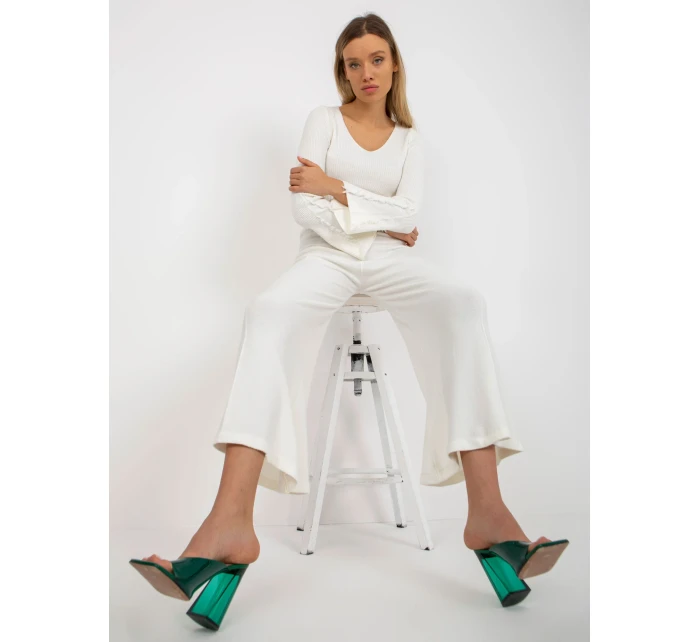 Kalhoty VI SP 20261.32X ecru Kalhoty VI SP 20261.32X ecru