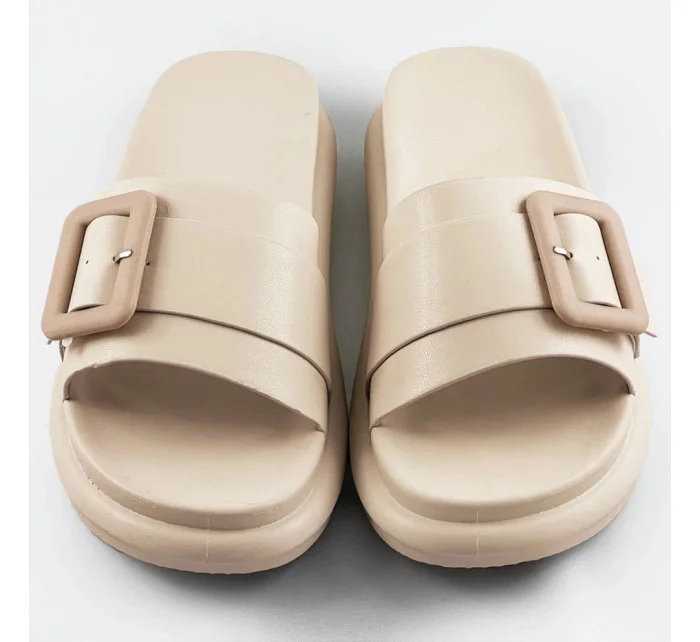 Béžové dámské pantofle s přezkou (XA136) Béžové dámské pantofle s přezkou (XA136)