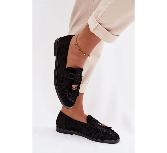 Dámské mokasíny s třásněmi a korálky Černé model 21937649 - Boto Dámské mokasíny s třásněmi a korálky Černé model 21937649 - Boto