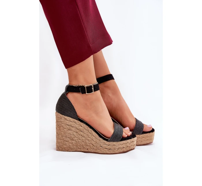 Dámské Sandály Na Klínu S Pleteninou Černé Adelio Dámské Sandály Na Klínu S Pleteninou Černé Adelio