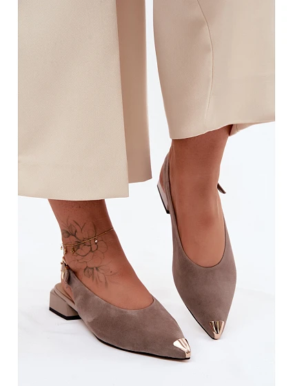 Kožené semišové dámské sandály na nízkém podpatku D&A CR61-3050 Béžové