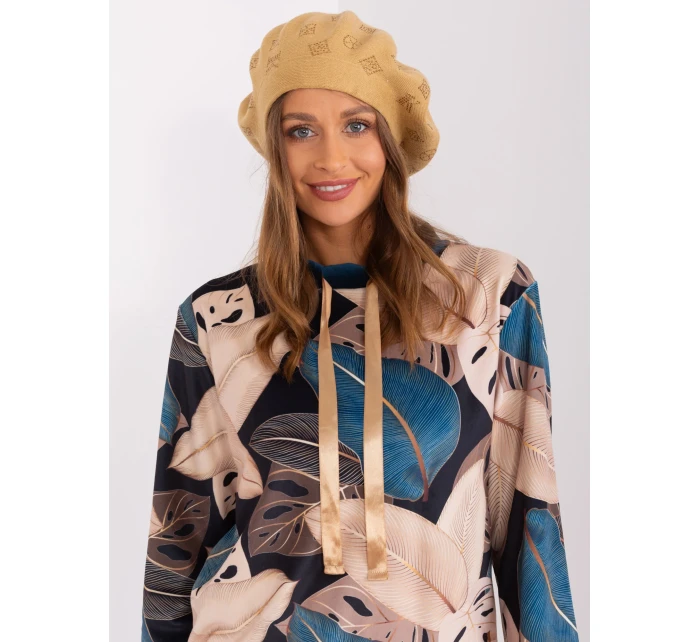 AT CZ 2318 cap.26 velbloudů