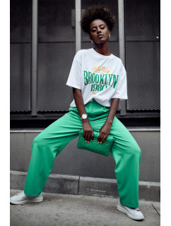 Elegantní zelené kalhoty s vysokým pasem