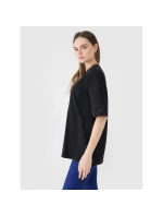 Dámské hladké tričko oversize 4F 4FRSS25TTSHF2694-20S Dámské hladké tričko oversize 4F 4FRSS25TTSHF2694-20S