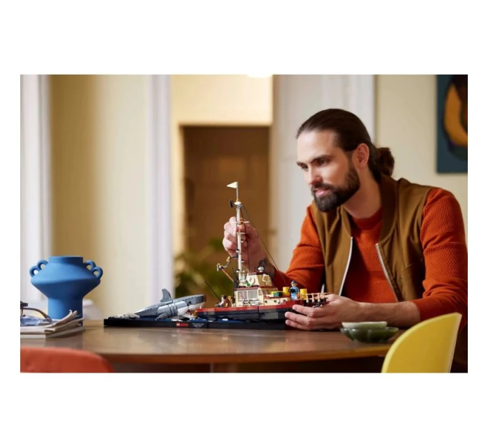 LEGO Ideas 21350 Čelisti