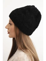 Dámská zimní čepice s vlnou a strukturální pleteninou K432 černá