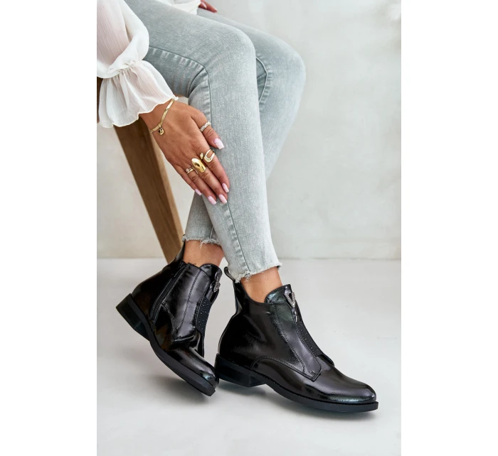 Lakované Nízké Boty Dámské Na Plochém Podpatku Zateplené Černé model 21674545 Černé - S.Barski